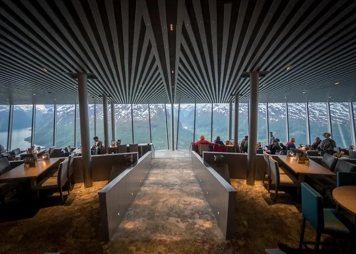 Hotell Alexandra Loen